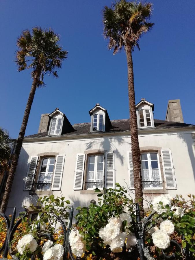 Maison Papillons Plomodiern Buitenkant foto